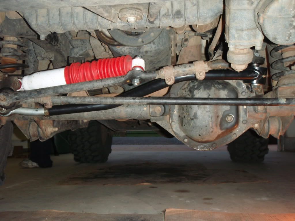 What does the track bar do on a jeep